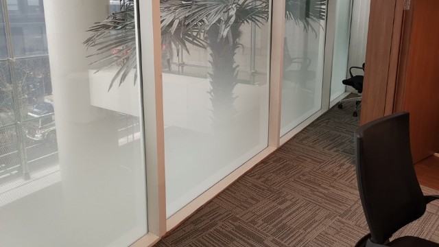 圓點(diǎn)漸變膜的漸變效果是什么樣的？